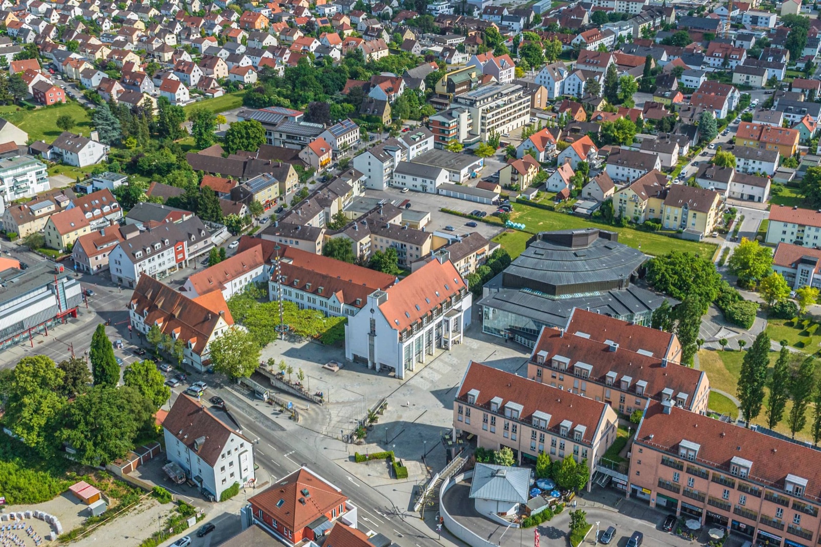 Gersthofen aus der Luft – Lage einer Eigentumswohnung